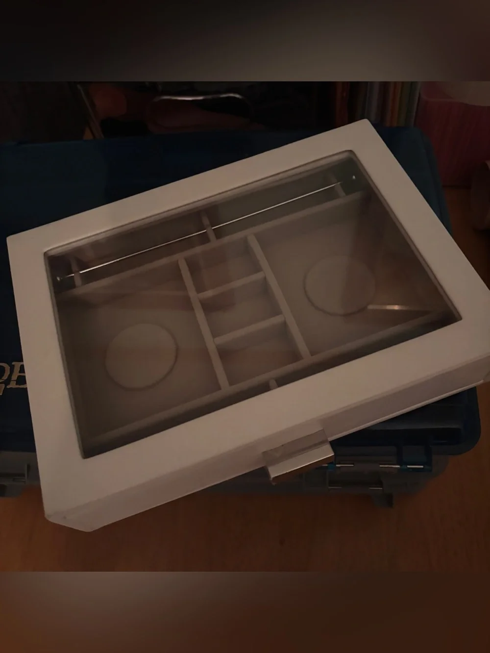 Stackers Classic Bracelet Display Drawer - White Leather / Gray Velvet / Glass